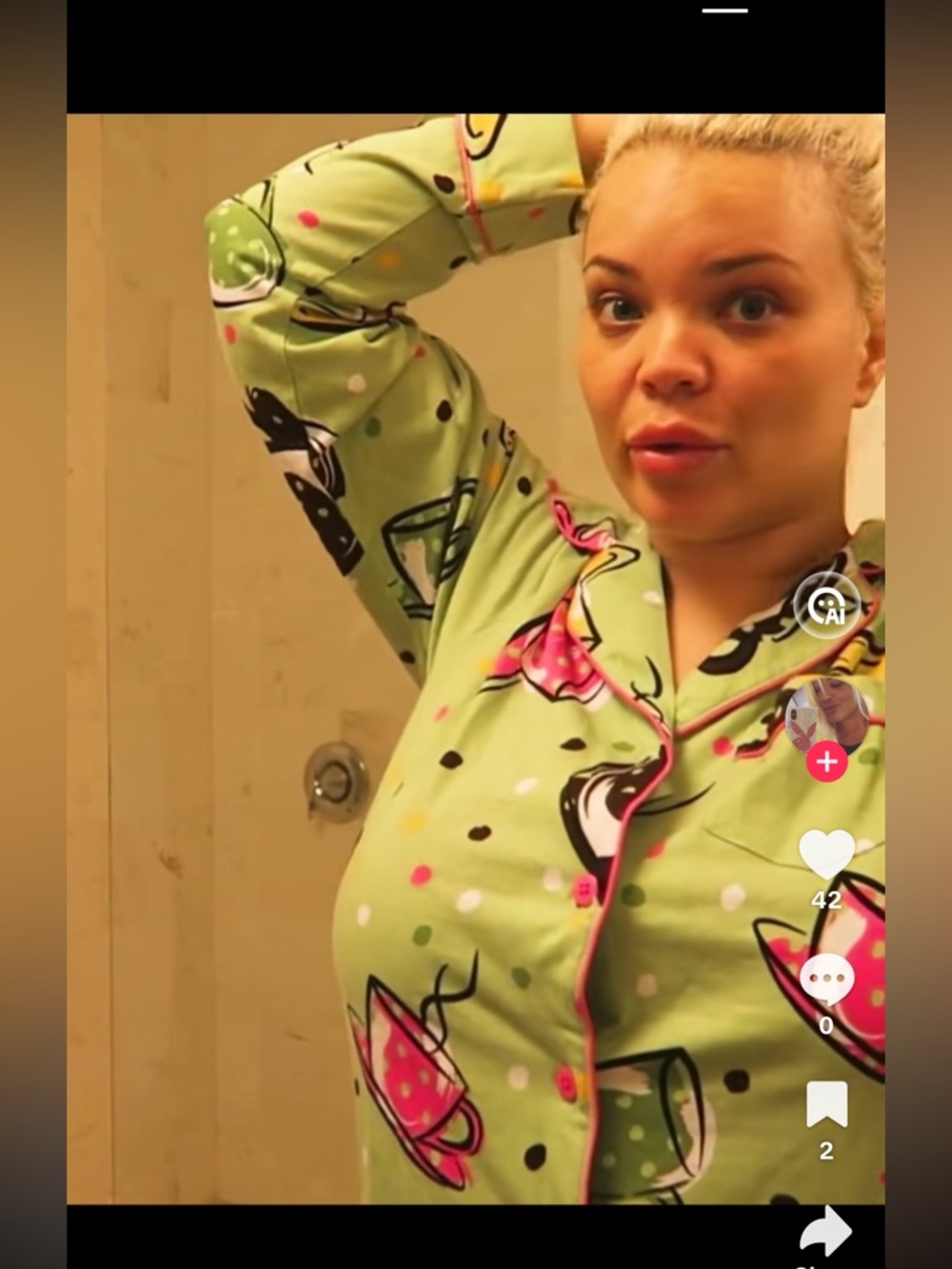 Pajamagram Nightshirt as Trisha wore in video